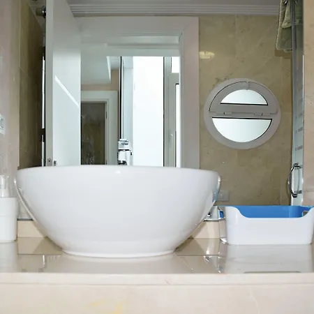 فندق مبيت وإفطار La Volpe Rossa لاس بالماس دي غران كاناريا